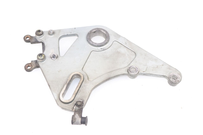 photo de REAR BRAKE CALIPER BRACKET GILERA GP 800 (2007 - 2013)