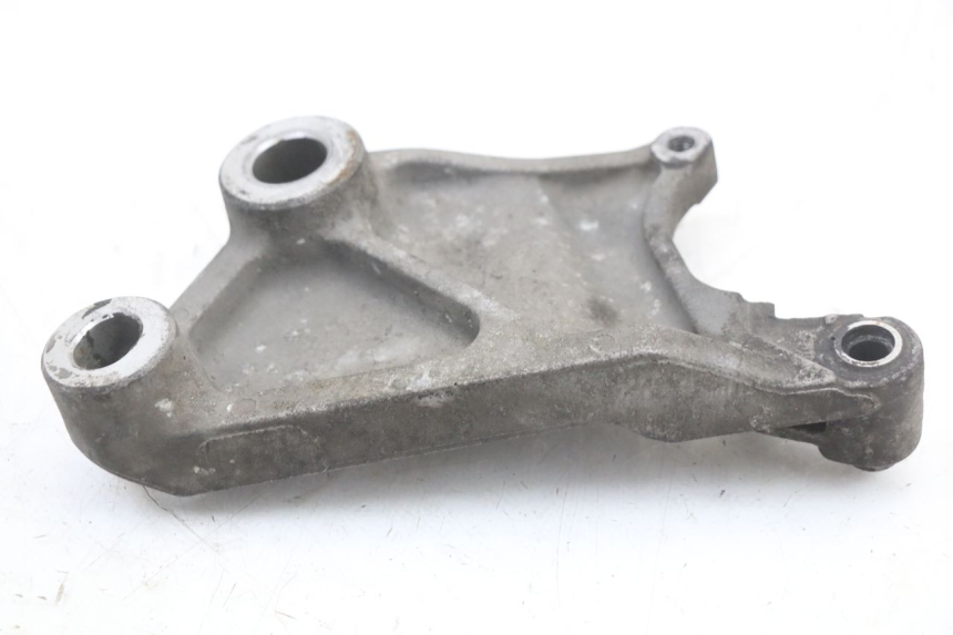 photo de REAR BRAKE CALIPER BRACKET HONDA NTV DEAUVILLE 650 (1998 - 2001)