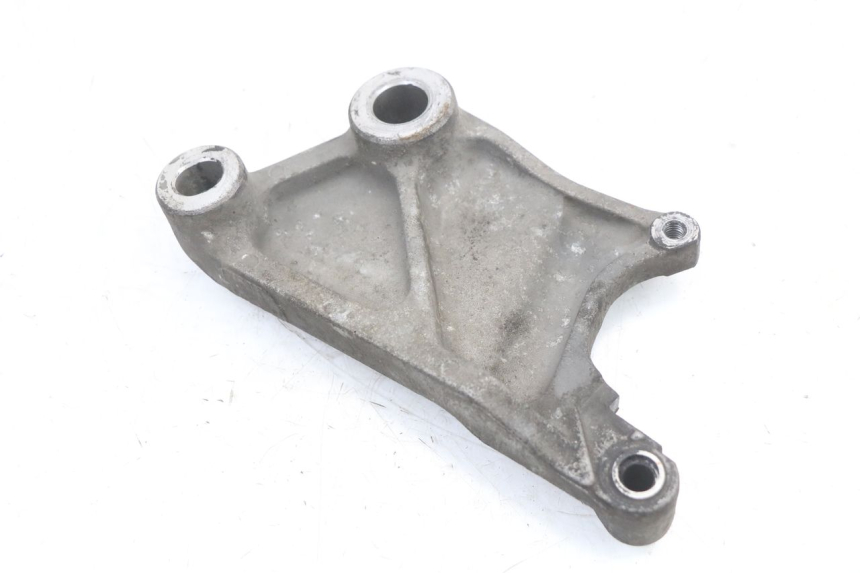 photo de REAR BRAKE CALIPER BRACKET HONDA NTV DEAUVILLE 650 (1998 - 2001)