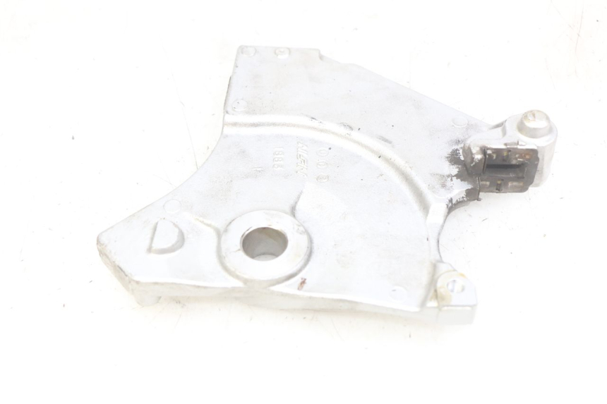 photo de REAR BRAKE CALIPER BRACKET KAWASAKI Z 750 (2007 - 2013)