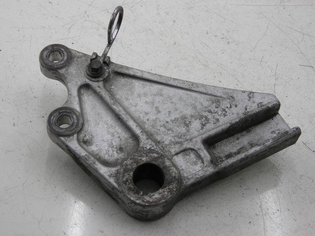 photo de REAR CALIPER BRACKET KAWASAKI ZR 7 750 (1999 - 2001)