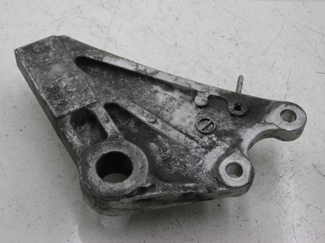photo de REAR CALIPER BRACKET KAWASAKI ZR 7 750 (1999 - 2001)