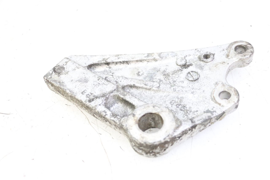 photo de REAR BRAKE CALIPER BRACKET KAWASAKI ZR7 ZR-7 S 750 (1999 - 2004)
