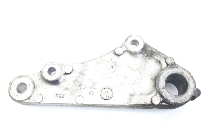 photo de REAR BRAKE CALIPER BRACKET KAWASAKI ZZR 600 (1995 - 2004)