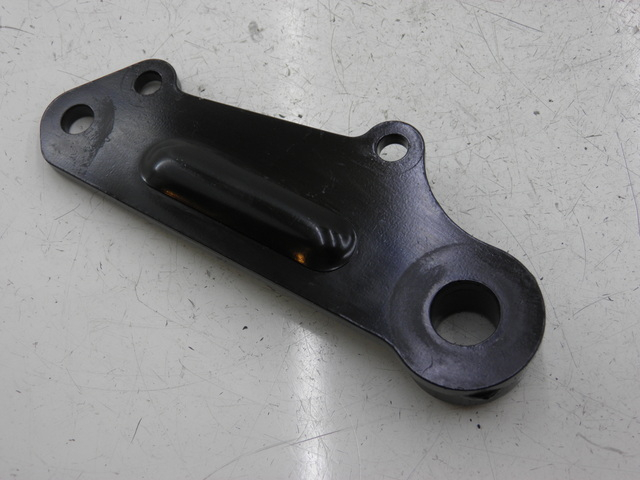 photo de REAR CALIPER BRACKET KYMCO QUANNON NAKED 125 (2010)