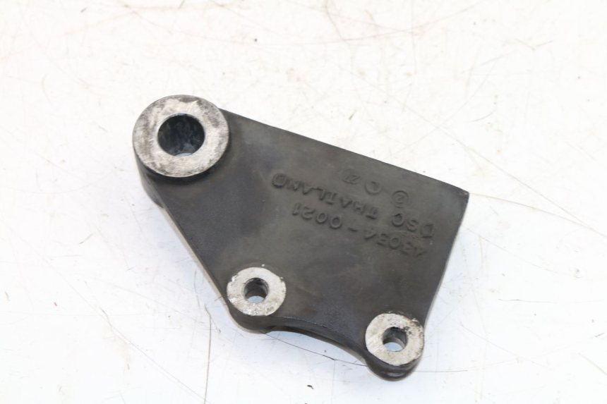 photo de REAR CALIPER BRACKET KAWASAKI NINJA 300 (2012 - 2017)