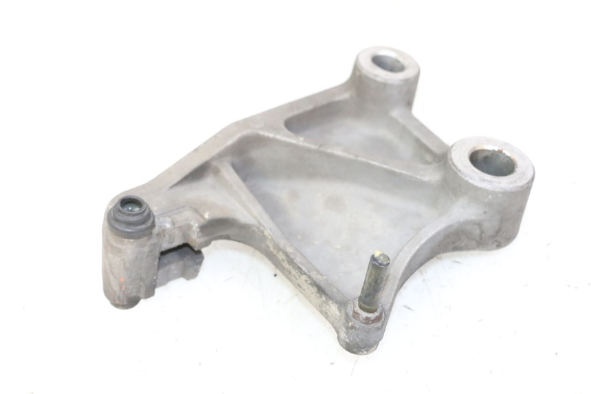 photo de REAR CALIPER BRACKET HONDA NTV DEAUVILLE 650 (2001 - 2006)