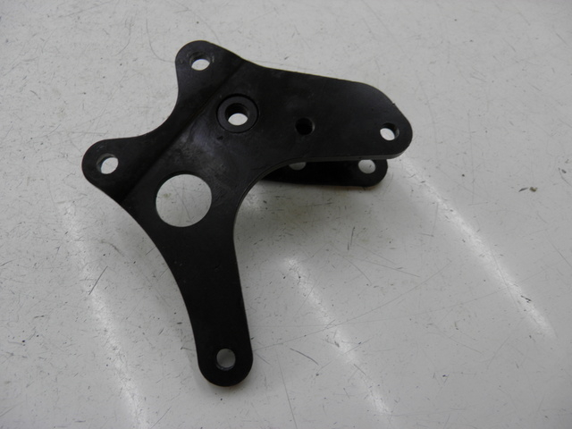 photo de REAR CALIPER BRACKET PIAGGIO MP3 RL 125 (2006 - 2014)