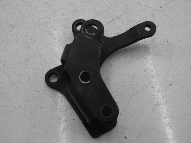 photo de REAR CALIPER BRACKET PIAGGIO X7 125 (2007 - 2013)