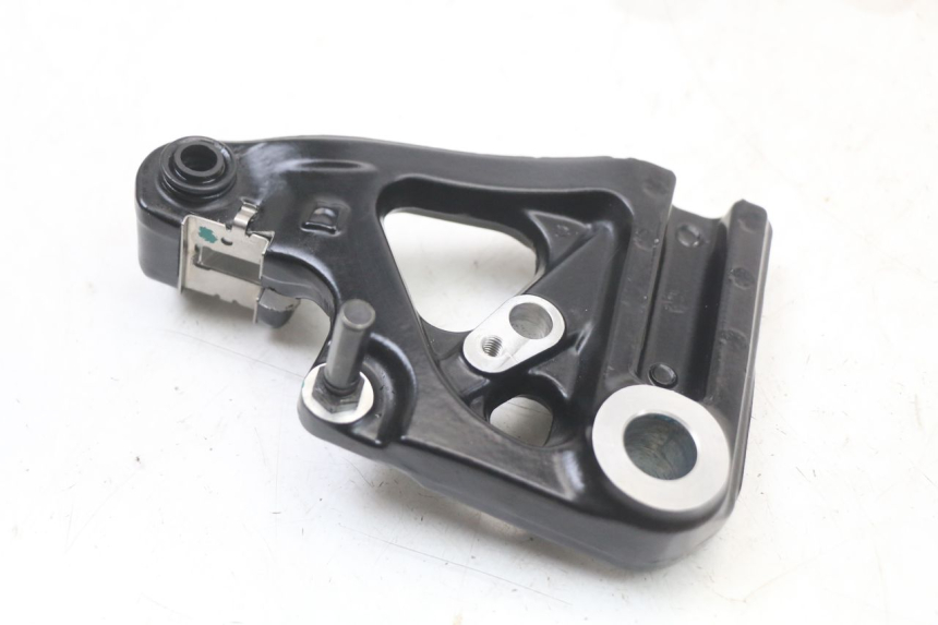 photo de REAR CALIPER BRACKET ROYAL ENFIELD SCRAM 411 (2022 - 2024)