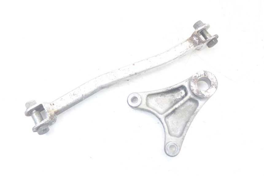 photo de REAR BRAKE CALIPER BRACKET SUZUKI SV N 650 (1999 - 2002)