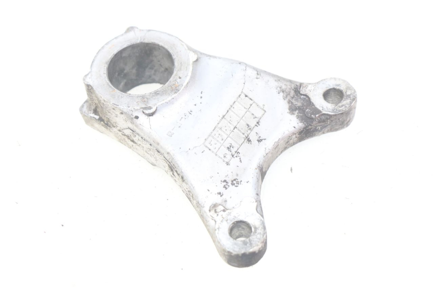 photo de REAR BRAKE CALIPER BRACKET SUZUKI TLS TL S 1000 (1997 - 2001)