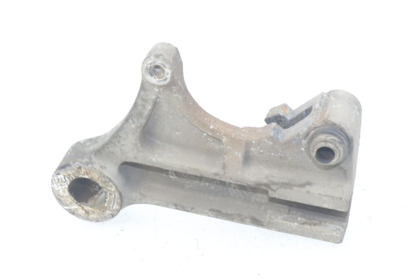 photo de REAR BRAKE CALIPER BRACKET SUZUKI XF FREEWIND 650 (1997 - 2003)