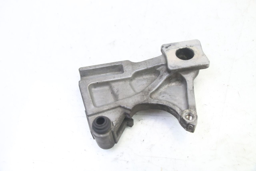 photo de REAR CALIPER BRACKET SUZUKI SV S 650 (2003 - 2009)