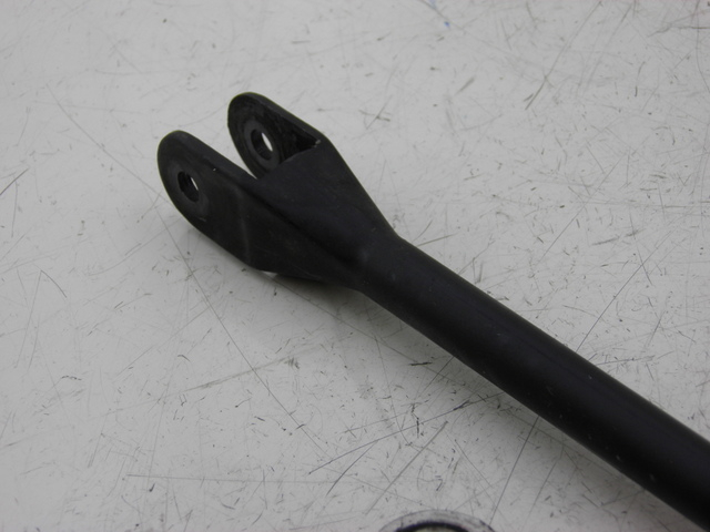 photo de REAR CALIPER BRACKET TRIUMPH TROPHY 1200 (1996 - 2003)