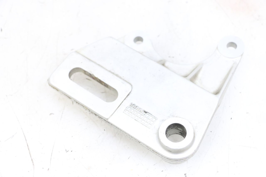 photo de REAR CALIPER BRACKET YAMAHA TZR 50 (2008 - 2016) - Zoom on usage condition