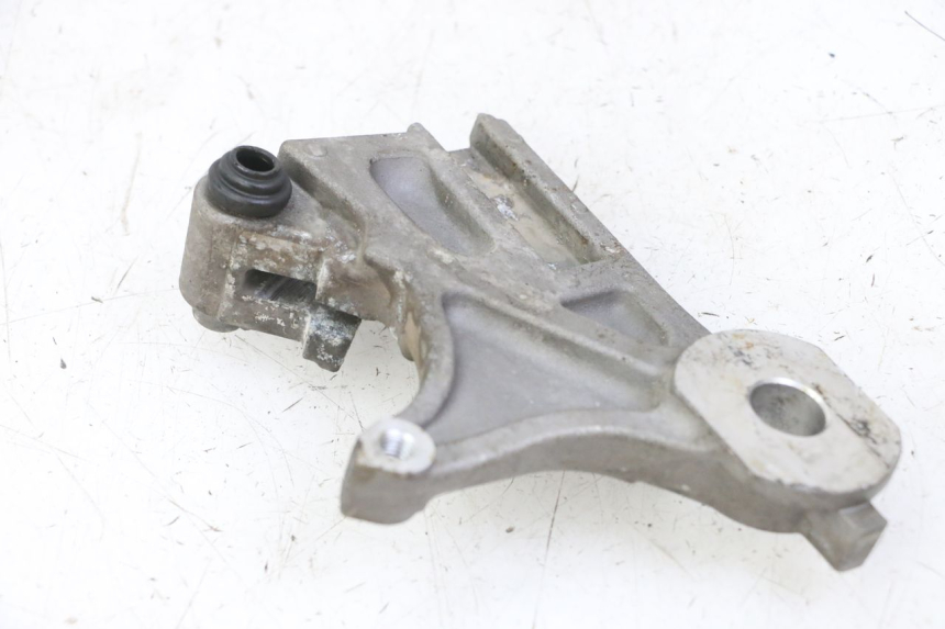 photo de REAR CALIPER BRACKET YAMAHA XJ6 ABS 600 (2008 - 2016)