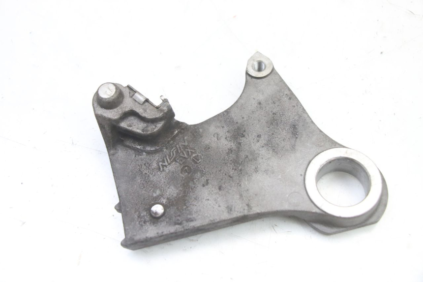 photo de REAR CALIPER BRACKET YAMAHA FZ6 FAZER S2 600 (2007 - 2011)