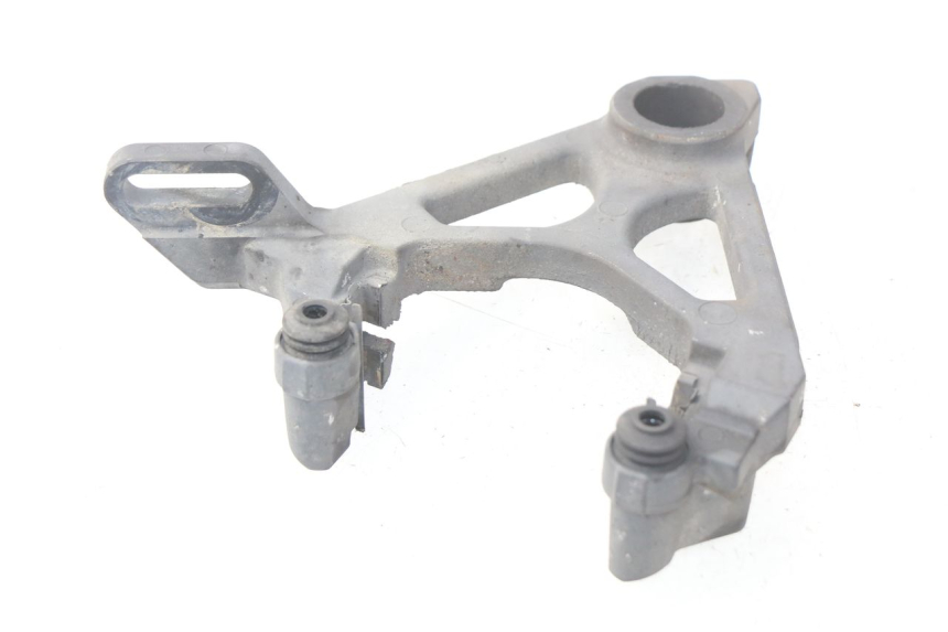 photo de REAR CALIPER BRACKET YAMAHA TDM ABS 900 (2002 - 2014)