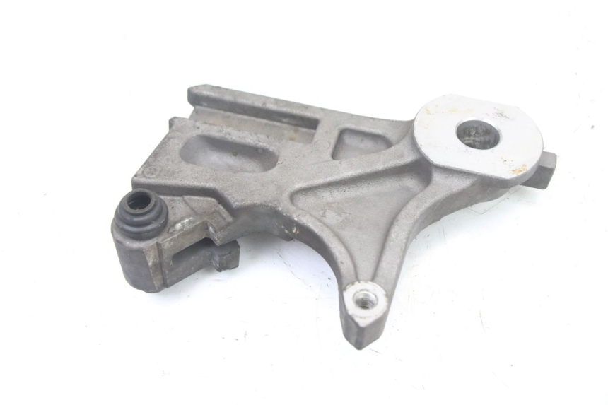 photo de REAR CALIPER BRACKET YAMAHA XJ6 600 (2008 - 2016)