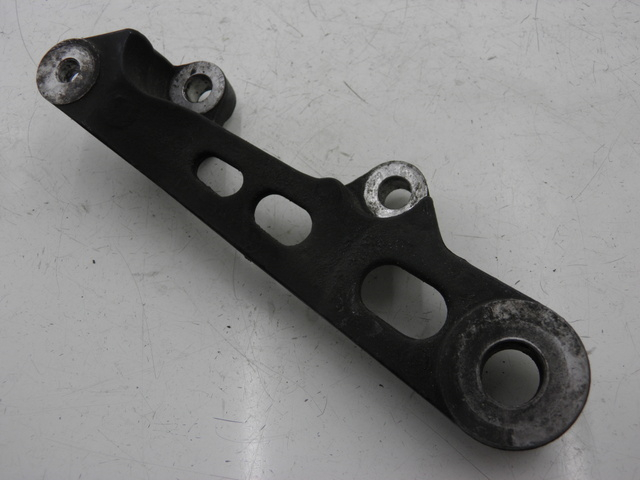 photo de REAR CALIPER BRACKET YAMAHA XJS DIVERSION 600 (1997 - 1999)