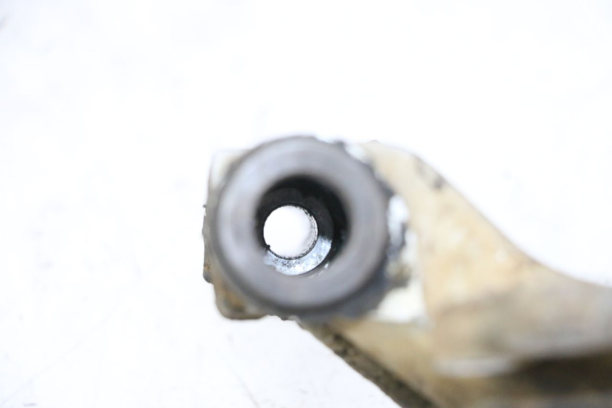 photo de REAR CALIPER BRACKET YAMAHA YFM GRIZZLY 550 (2008 - 2015)