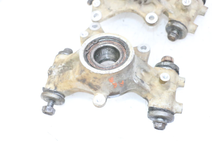 photo de REAR CALIPER BRACKET YAMAHA YFM GRIZZLY 550 (2008 - 2015)