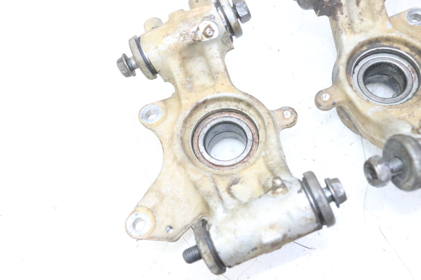 photo de REAR CALIPER BRACKET YAMAHA YFM GRIZZLY 550 (2008 - 2015)