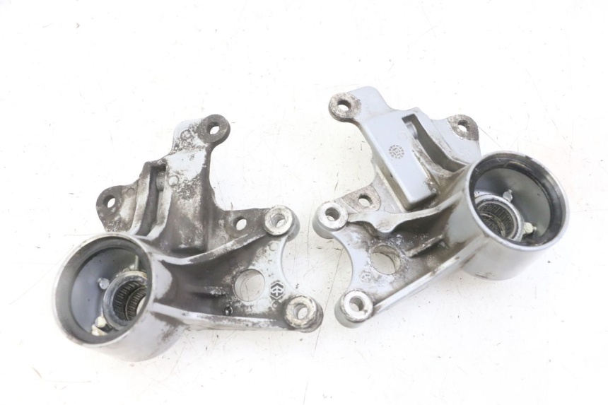 photo de FRONT CALIPER BRACKET PIAGGIO IE MP3 YOURBAN 300 (2011 - 2016)