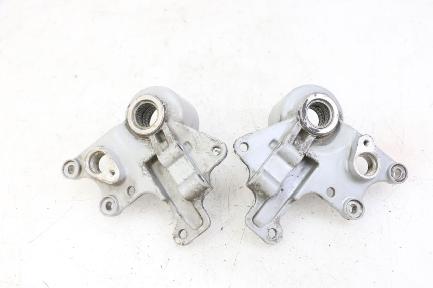 photo de FRONT CALIPER BRACKET PIAGGIO MP3 LT 400 (2007 - 2012)