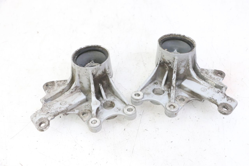 photo de FRONT CALIPER BRACKET PIAGGIO MP3 LT 400 (2007 - 2012)