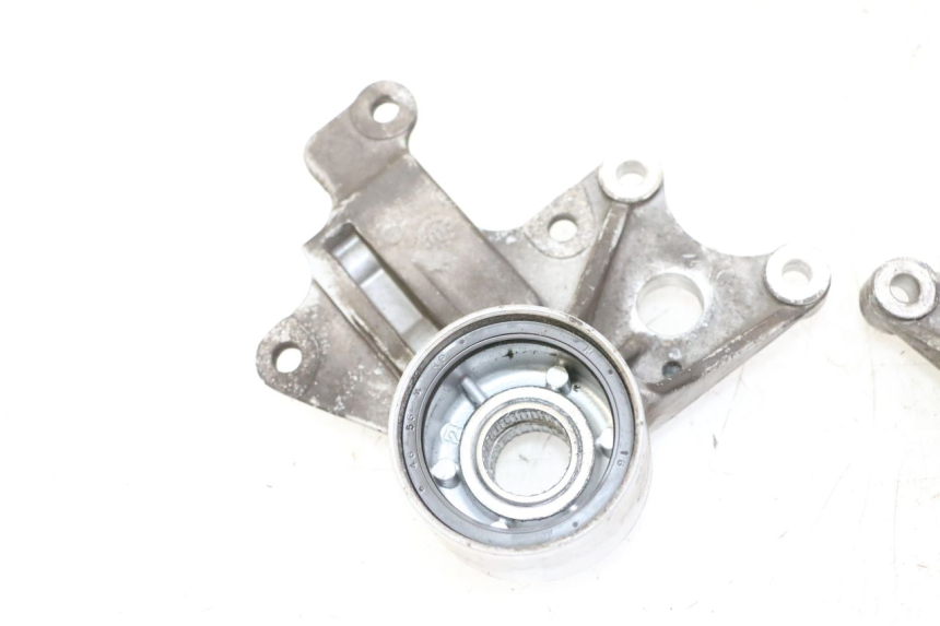 photo de FRONT CALIPER BRACKET PIAGGIO MP3 LT 300 (2010 - 2016)
