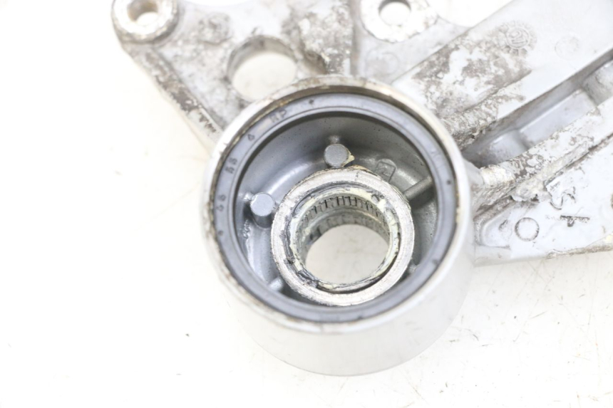 photo de FRONT CALIPER BRACKET PIAGGIO MP3 LT 400 (2007 - 2012) - Fixing points details