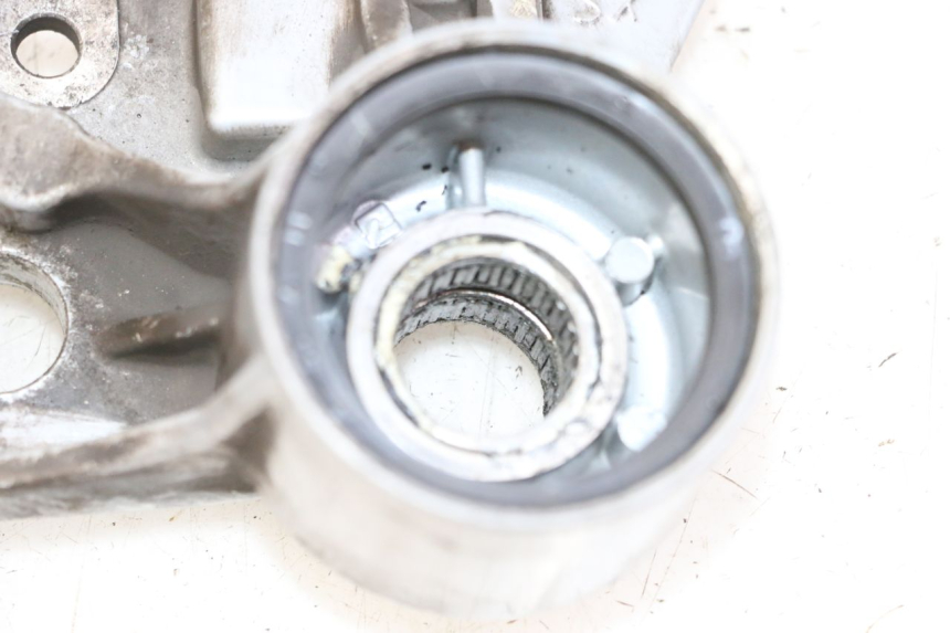 photo de FRONT CALIPER BRACKET PIAGGIO MP3 125 (2006 - 2014)