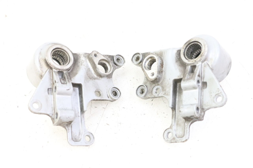photo de FRONT CALIPER BRACKET PIAGGIO MP3 125 (2006 - 2014)