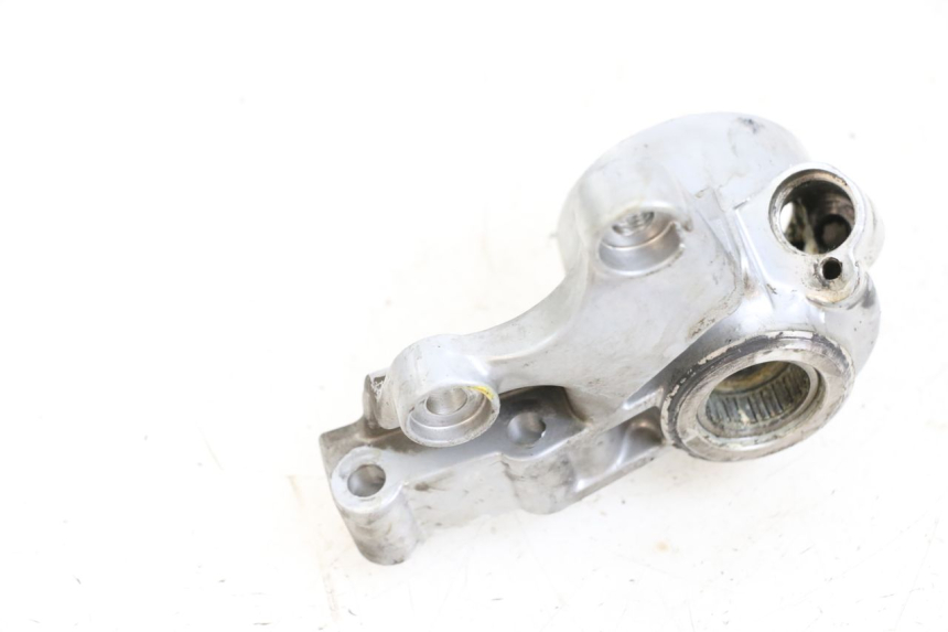 photo de FRONT CALIPER BRACKET PIAGGIO VESPA LX 2T 50 (2005 - 2013)