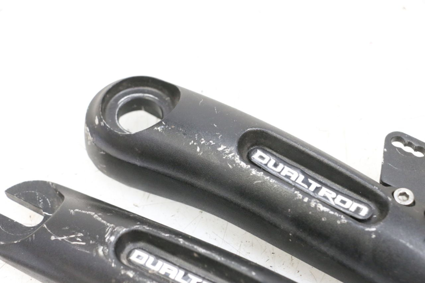 photo de FRONT BRAKE CALIPER BRACKET DUALTRON VICTOR LIMITED 1