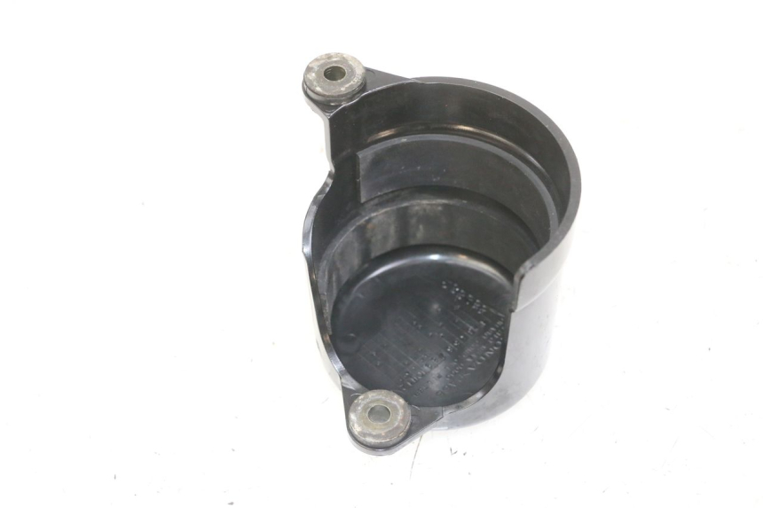 photo de OIL FILTER BRACKET HONDA CB R 1000 (2018 - 2023)