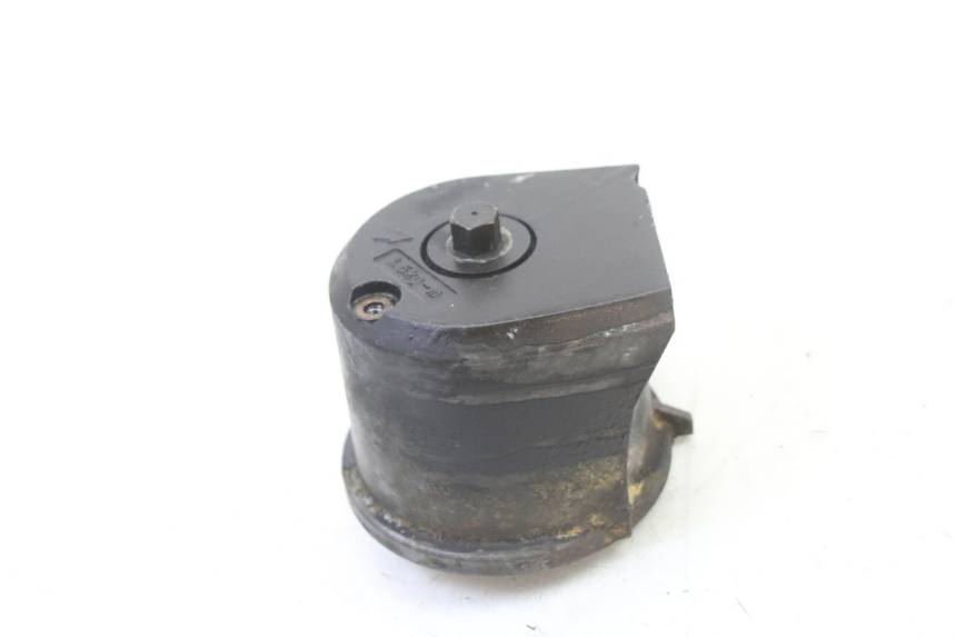 photo de OIL FILTER BRACKET YAMAHA FJ 36Y 1100 (1984 - 1985)