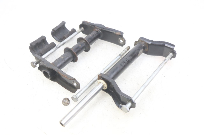 photo de ENGINE MOUNT PEUGEOT CITYSTAR 125 (2011 - 2017)