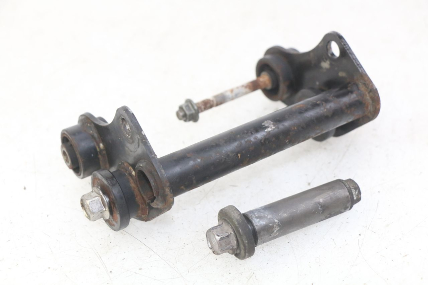 photo de ENGINE MOUNT YAMAHA FZS FAZER 600 (1998 - 2001)