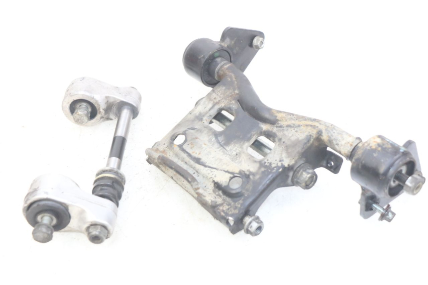 photo de ENGINE MOUNT GILERA GP 800 (2007 - 2013)