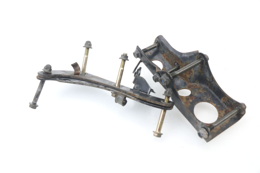 photo de ENGINE MOUNT HONDA CG 125 (1996 - 1998)
