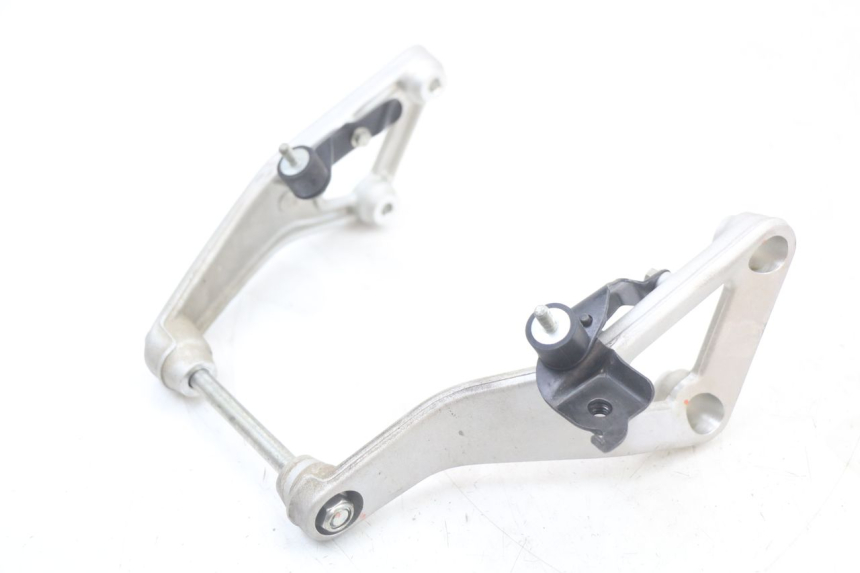 photo de ENGINE MOUNT HUSQVARNA SVARTPILEN 401 (2018 - 2023)