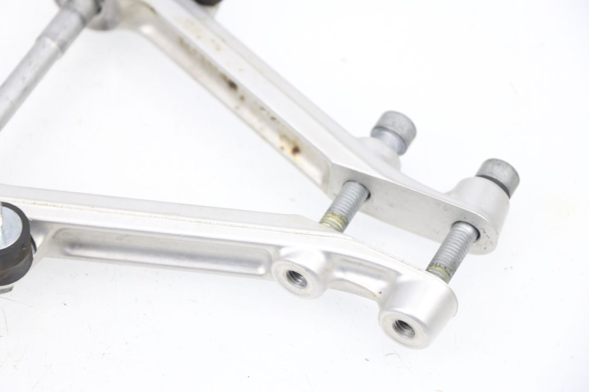 photo de ENGINE MOUNT HUSQVARNA SVARTPILEN 701 690 (2019 - 2020)