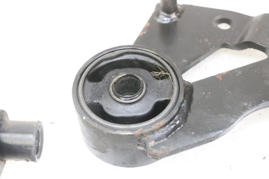 photo de ENGINE MOUNT PIAGGIO IE MP3 YOURBAN 300 (2011 - 2016)