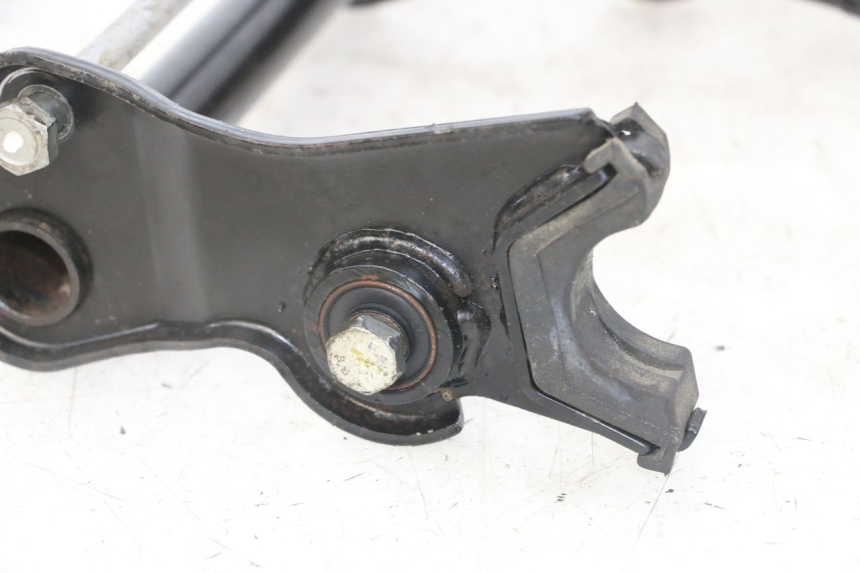photo de ENGINE MOUNT PEUGEOT JET FORCE CARBU 50 (2003 - 2016)