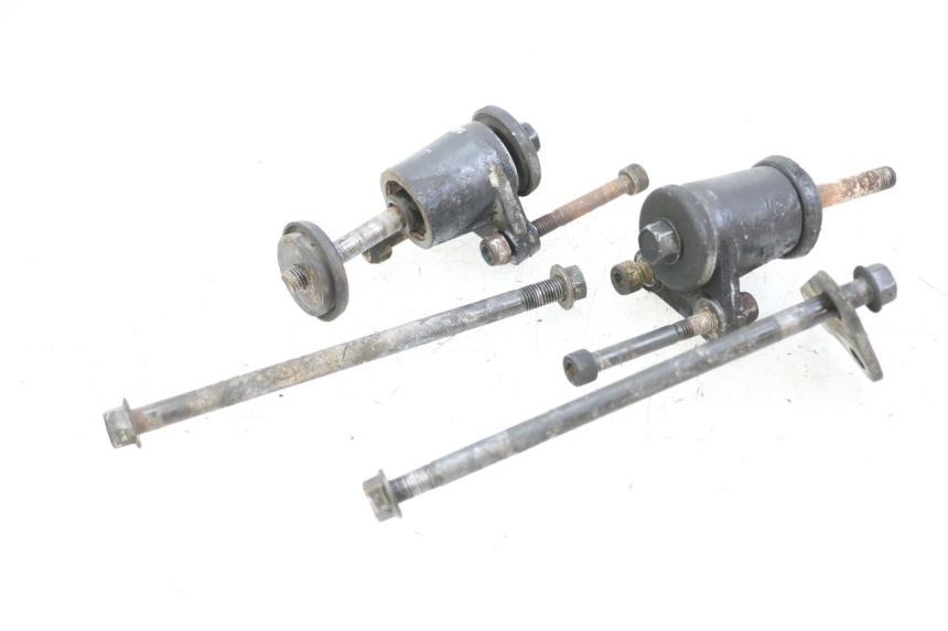 photo de ENGINE MOUNT KAWASAKI ZR7 ZR-7 S 750 (1999 - 2004)