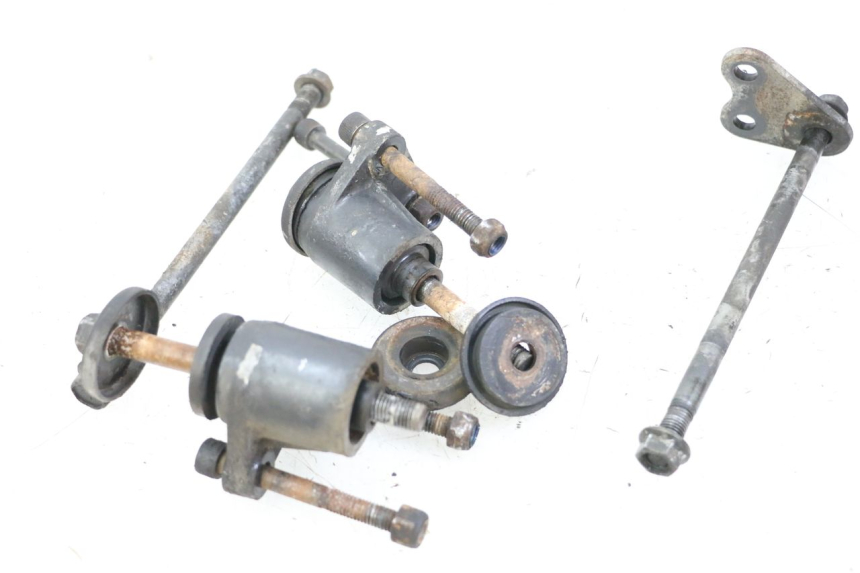 photo de ENGINE MOUNT KAWASAKI ZR7 ZR-7 S 750 (1999 - 2004)