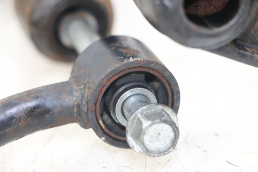 photo de Engine mount KYMCO DINK STREET ABS 125 (2011 - 2018)